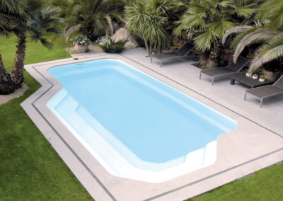 Construction de piscine coque polyester en Haute-Savoie