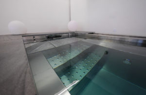 Piscine miroir en inox - Haut de gamme & élégance